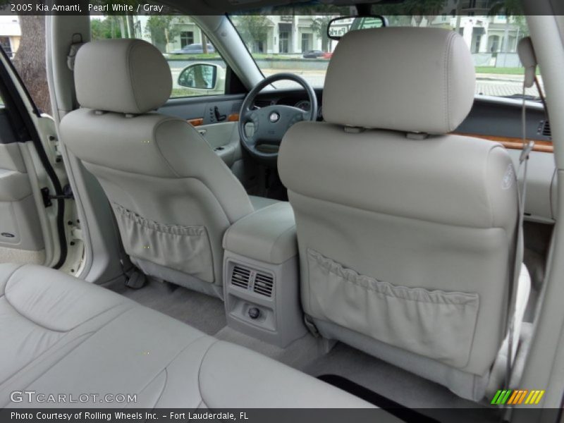 Pearl White / Gray 2005 Kia Amanti