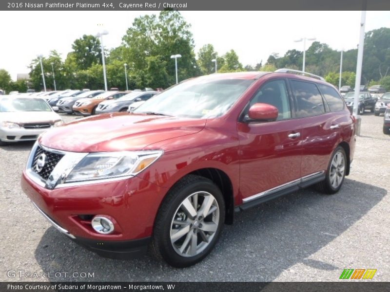 Cayenne Red / Charcoal 2016 Nissan Pathfinder Platinum 4x4