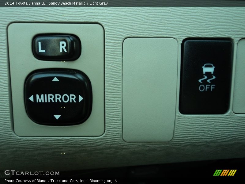 Sandy Beach Metallic / Light Gray 2014 Toyota Sienna LE