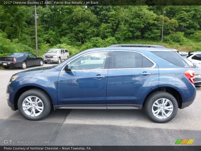 Patriot Blue Metallic / Jet Black 2017 Chevrolet Equinox LT AWD