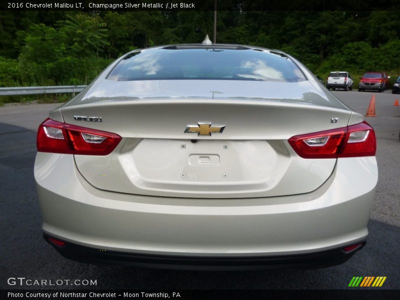 Champagne Silver Metallic / Jet Black 2016 Chevrolet Malibu LT