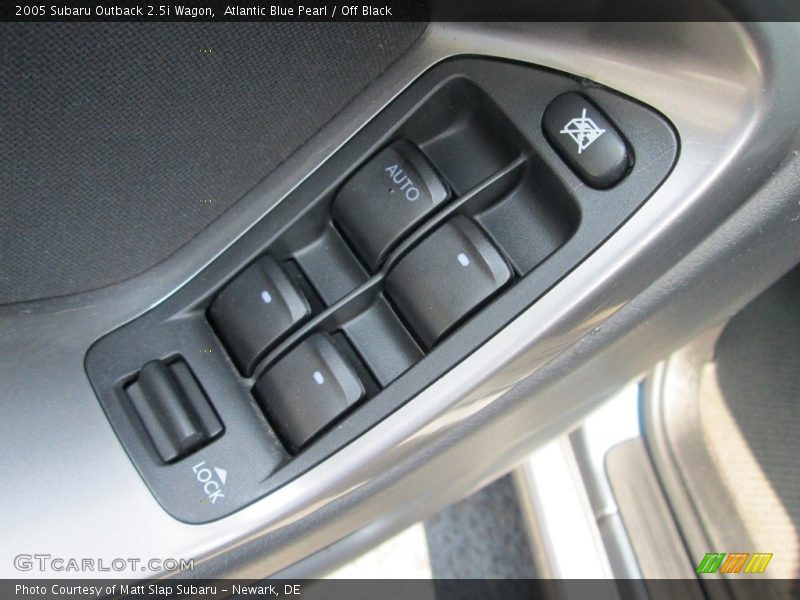 Atlantic Blue Pearl / Off Black 2005 Subaru Outback 2.5i Wagon