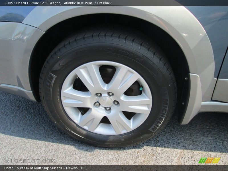 Atlantic Blue Pearl / Off Black 2005 Subaru Outback 2.5i Wagon