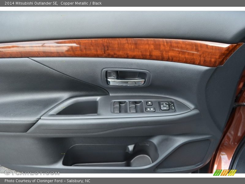 Copper Metallic / Black 2014 Mitsubishi Outlander SE