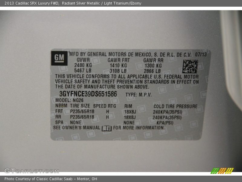 Radiant Silver Metallic / Light Titanium/Ebony 2013 Cadillac SRX Luxury FWD
