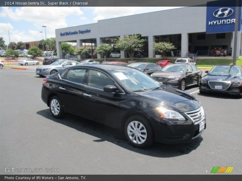 Super Black / Charcoal 2014 Nissan Sentra SV