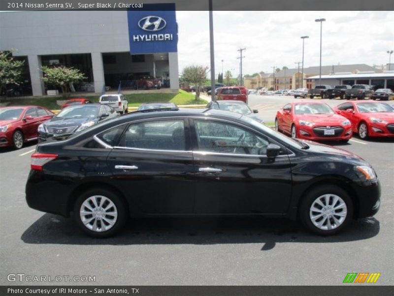 Super Black / Charcoal 2014 Nissan Sentra SV