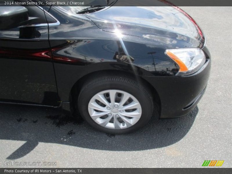 Super Black / Charcoal 2014 Nissan Sentra SV