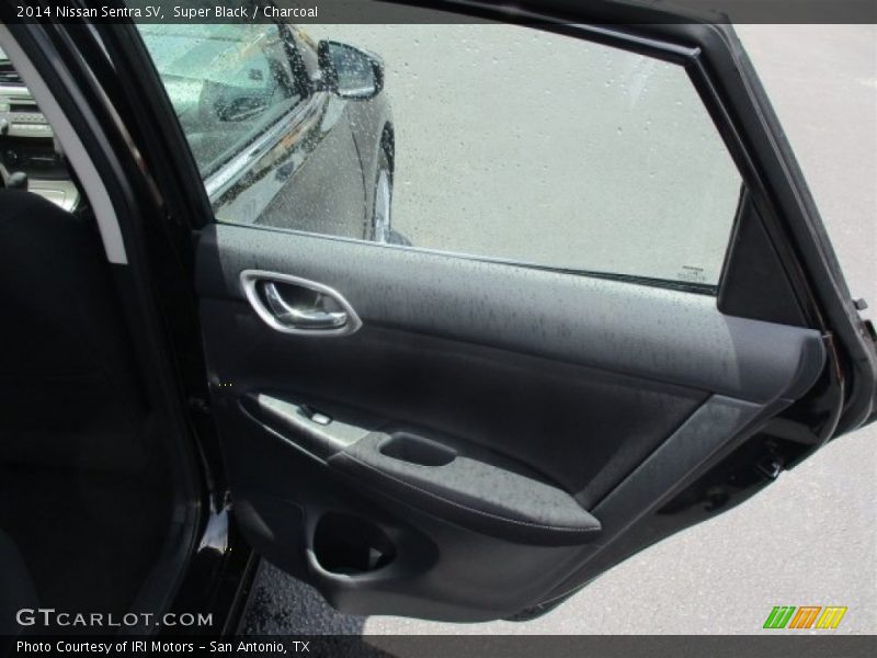 Super Black / Charcoal 2014 Nissan Sentra SV