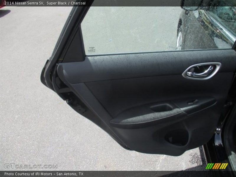 Super Black / Charcoal 2014 Nissan Sentra SV