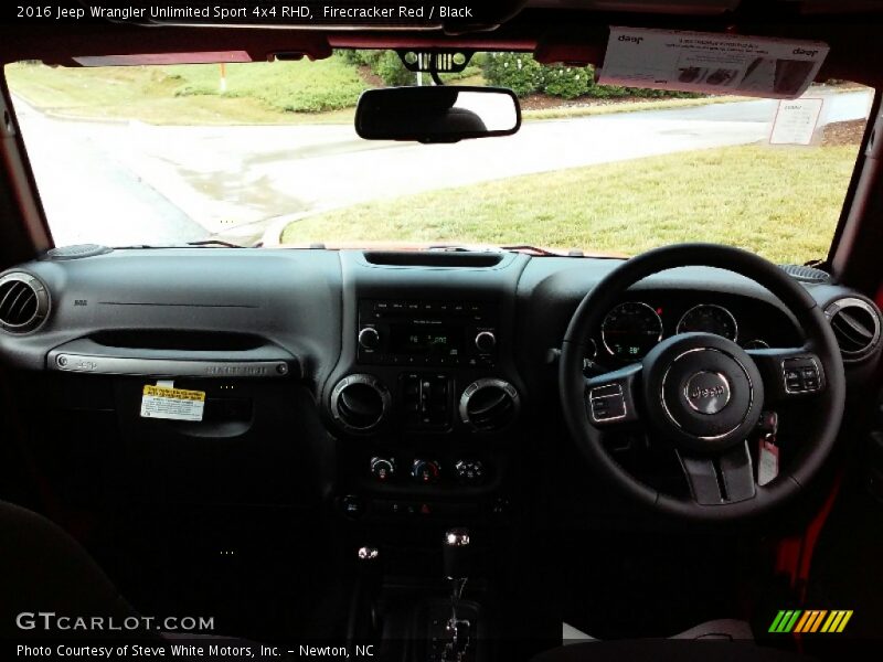 Firecracker Red / Black 2016 Jeep Wrangler Unlimited Sport 4x4 RHD