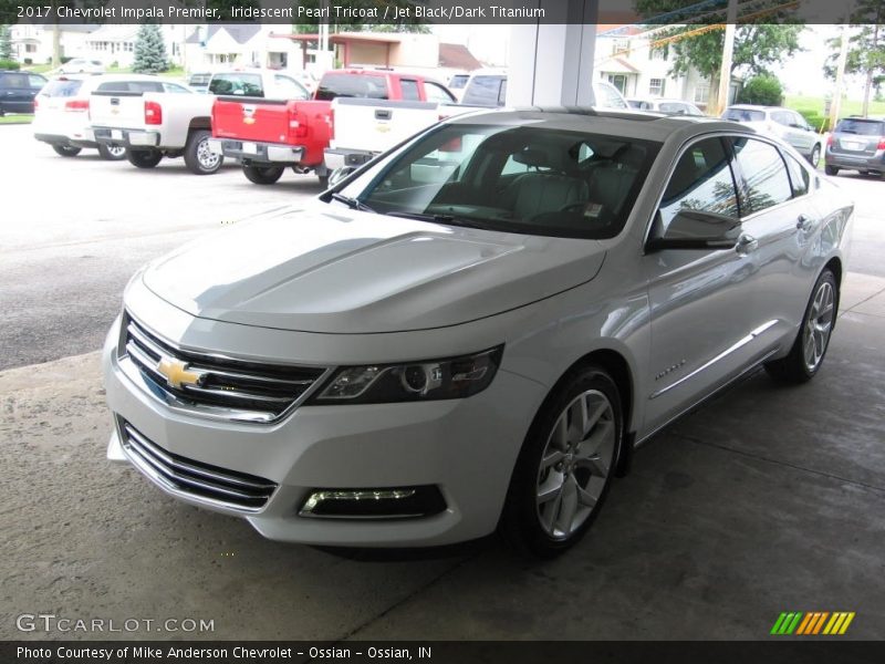 Iridescent Pearl Tricoat / Jet Black/Dark Titanium 2017 Chevrolet Impala Premier