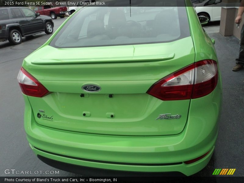 Green Envy / Charcoal Black 2015 Ford Fiesta SE Sedan