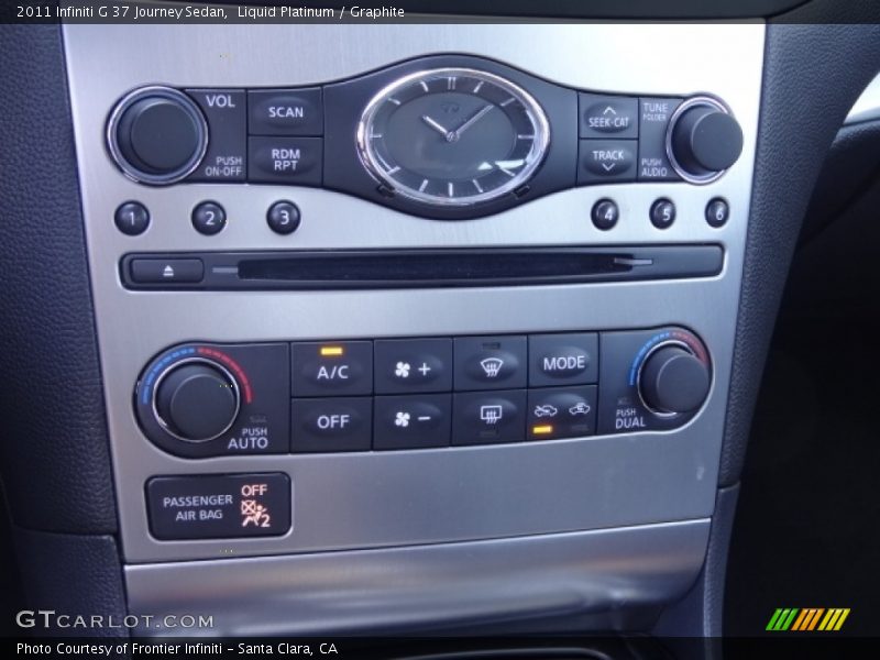 Liquid Platinum / Graphite 2011 Infiniti G 37 Journey Sedan
