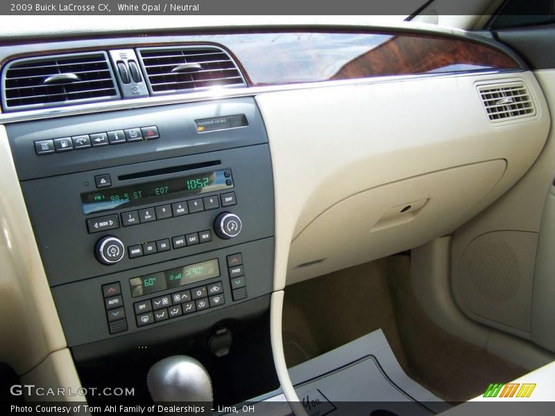 White Opal / Neutral 2009 Buick LaCrosse CX