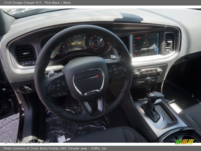 Pitch Black / Black 2016 Dodge Charger R/T