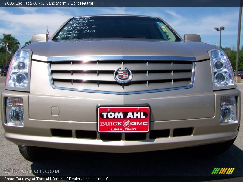 Sand Storm / Light Neutral 2005 Cadillac SRX V6