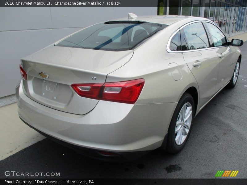 Champagne Silver Metallic / Jet Black 2016 Chevrolet Malibu LT