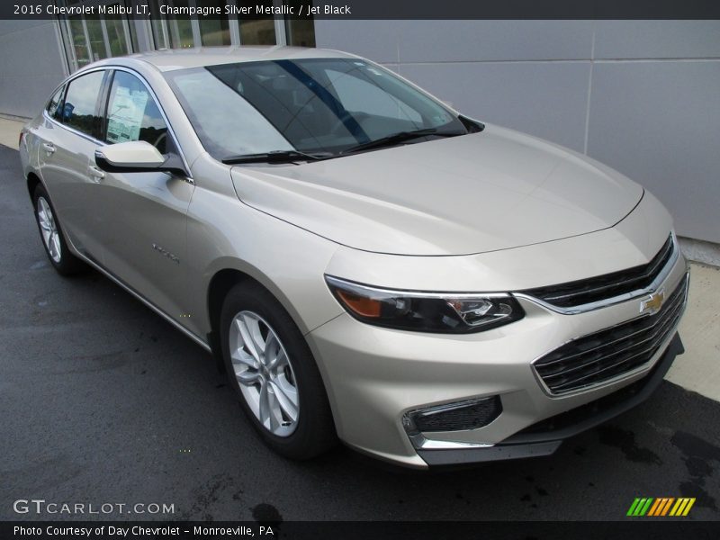 Champagne Silver Metallic / Jet Black 2016 Chevrolet Malibu LT