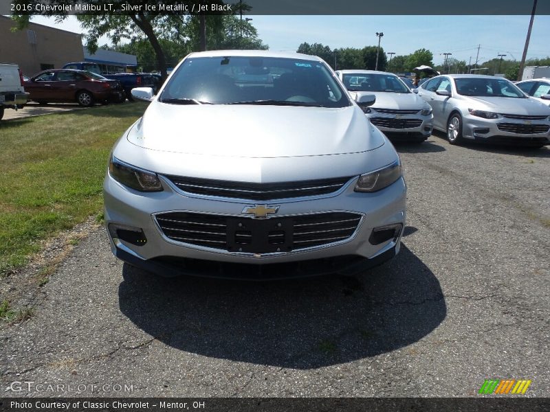 Silver Ice Metallic / Jet Black 2016 Chevrolet Malibu LT