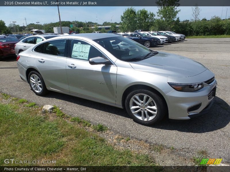 Silver Ice Metallic / Jet Black 2016 Chevrolet Malibu LT