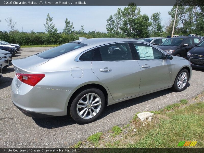 Silver Ice Metallic / Jet Black 2016 Chevrolet Malibu LT