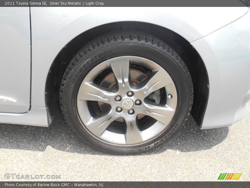 Silver Sky Metallic / Light Gray 2011 Toyota Sienna SE