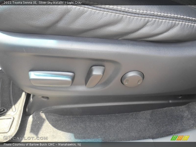 Silver Sky Metallic / Light Gray 2011 Toyota Sienna SE