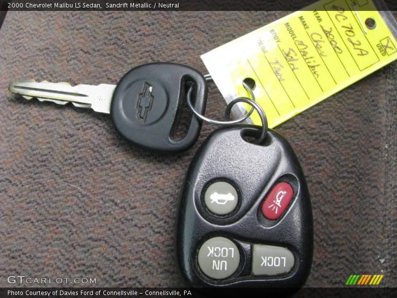 Sandrift Metallic / Neutral 2000 Chevrolet Malibu LS Sedan