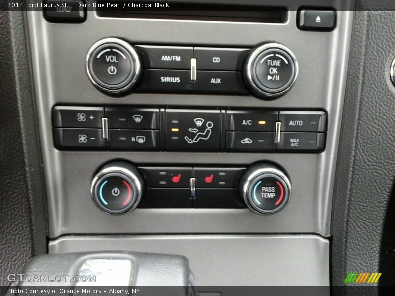 Dark Blue Pearl / Charcoal Black 2012 Ford Taurus SEL