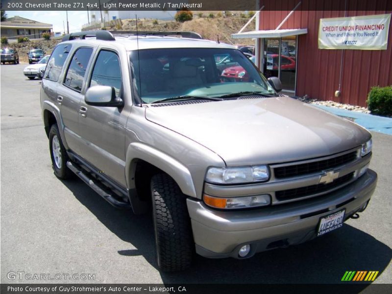 Light Pewter Metallic / Tan/Neutral 2002 Chevrolet Tahoe Z71 4x4