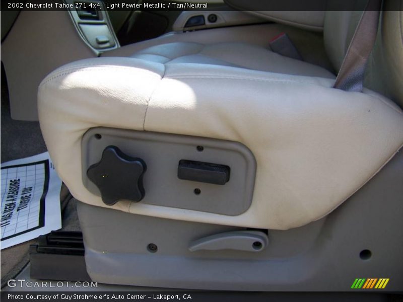Light Pewter Metallic / Tan/Neutral 2002 Chevrolet Tahoe Z71 4x4