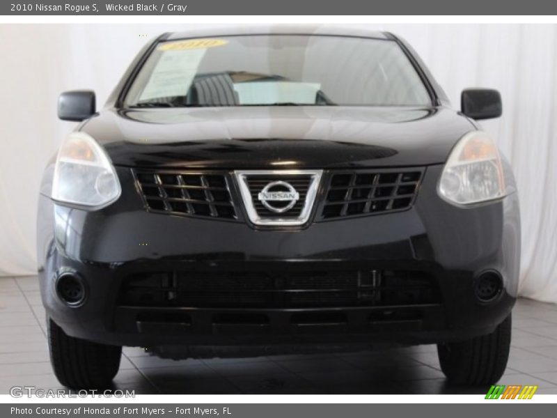 Wicked Black / Gray 2010 Nissan Rogue S