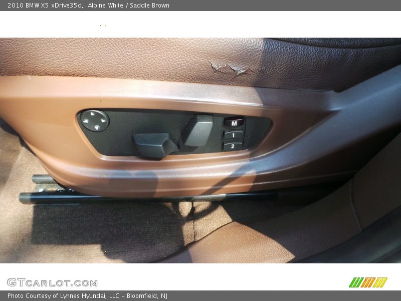 Alpine White / Saddle Brown 2010 BMW X5 xDrive35d