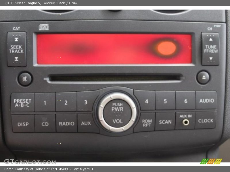 Wicked Black / Gray 2010 Nissan Rogue S