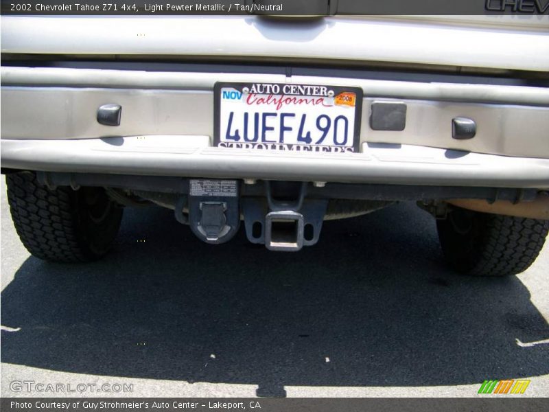 Light Pewter Metallic / Tan/Neutral 2002 Chevrolet Tahoe Z71 4x4
