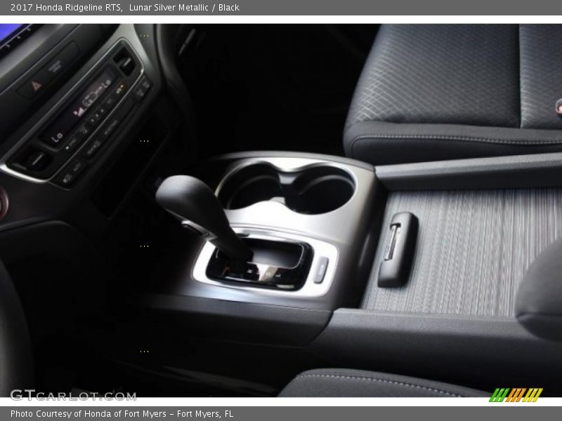 Lunar Silver Metallic / Black 2017 Honda Ridgeline RTS