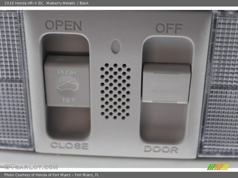 Mulberry Metallic / Black 2016 Honda HR-V EX