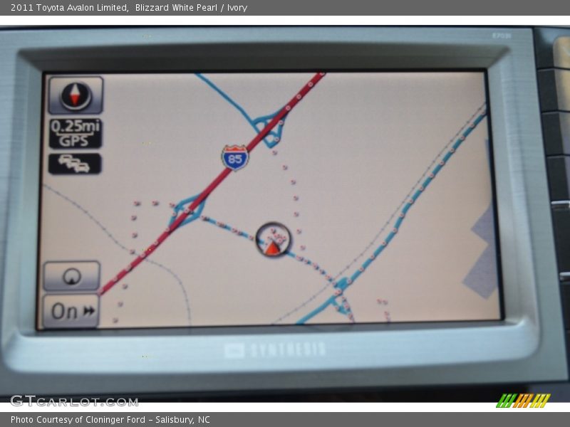 Blizzard White Pearl / Ivory 2011 Toyota Avalon Limited