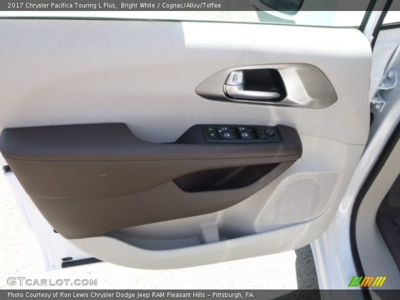 Bright White / Cognac/Alloy/Toffee 2017 Chrysler Pacifica Touring L Plus