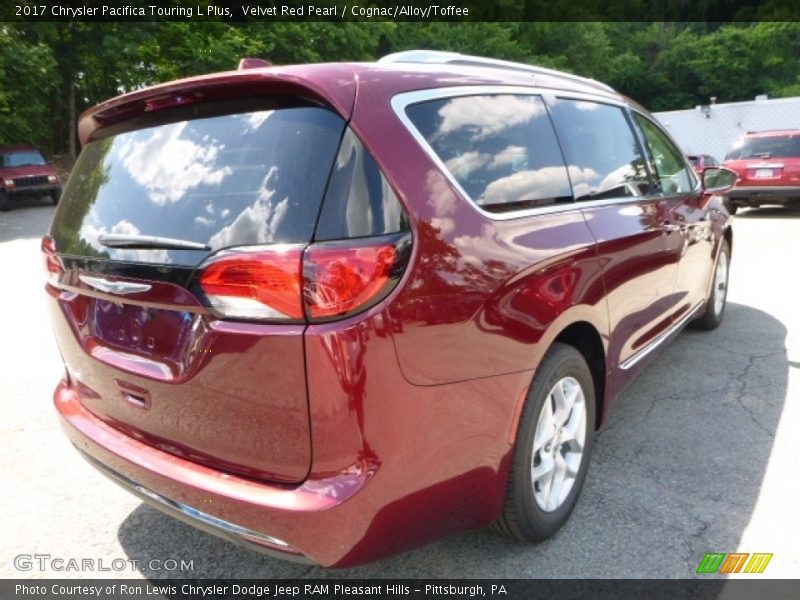 Velvet Red Pearl / Cognac/Alloy/Toffee 2017 Chrysler Pacifica Touring L Plus