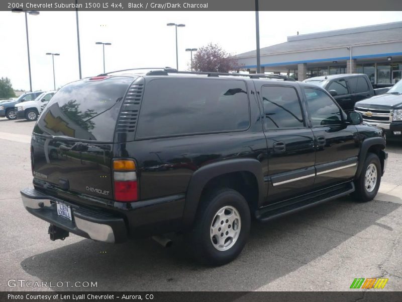 Black / Gray/Dark Charcoal 2004 Chevrolet Suburban 1500 LS 4x4