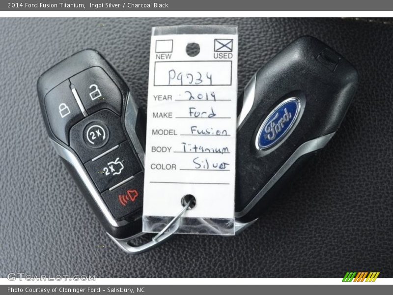 Ingot Silver / Charcoal Black 2014 Ford Fusion Titanium