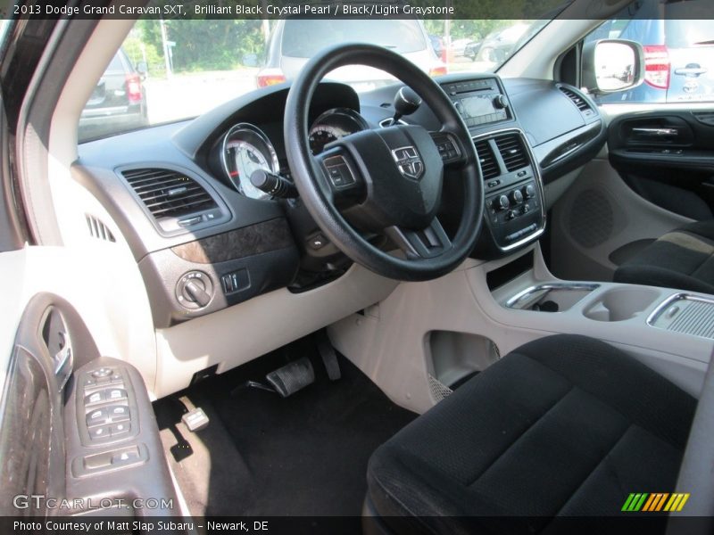 Brilliant Black Crystal Pearl / Black/Light Graystone 2013 Dodge Grand Caravan SXT