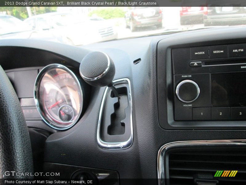 Brilliant Black Crystal Pearl / Black/Light Graystone 2013 Dodge Grand Caravan SXT