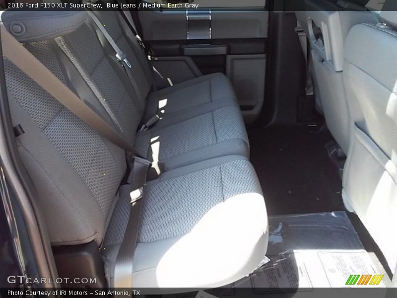 Blue Jeans / Medium Earth Gray 2016 Ford F150 XLT SuperCrew