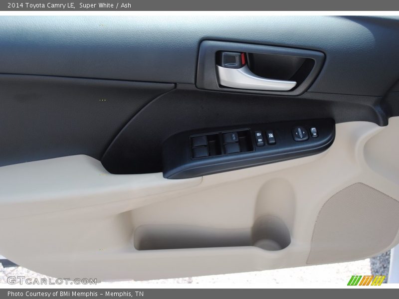 Super White / Ash 2014 Toyota Camry LE