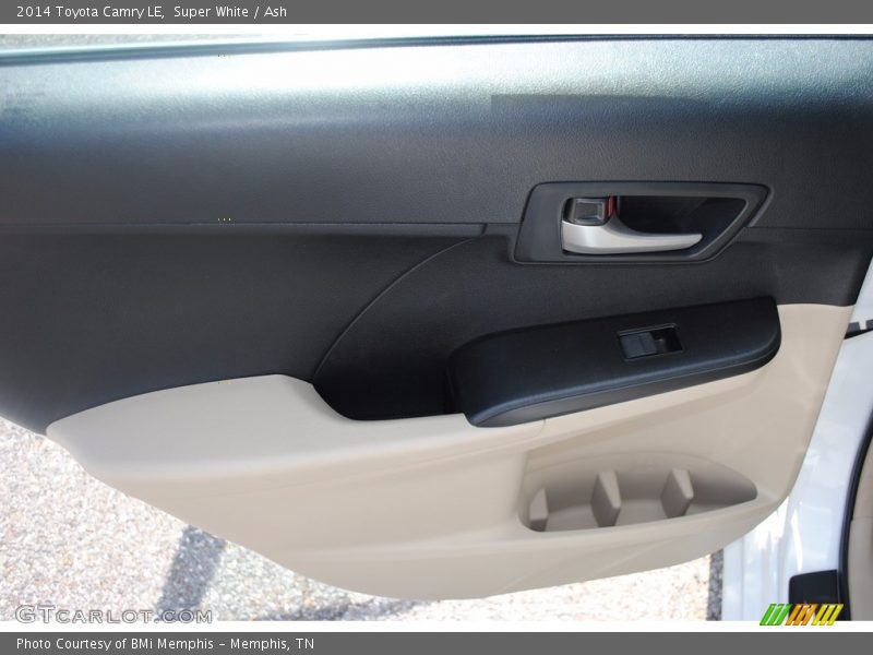 Super White / Ash 2014 Toyota Camry LE