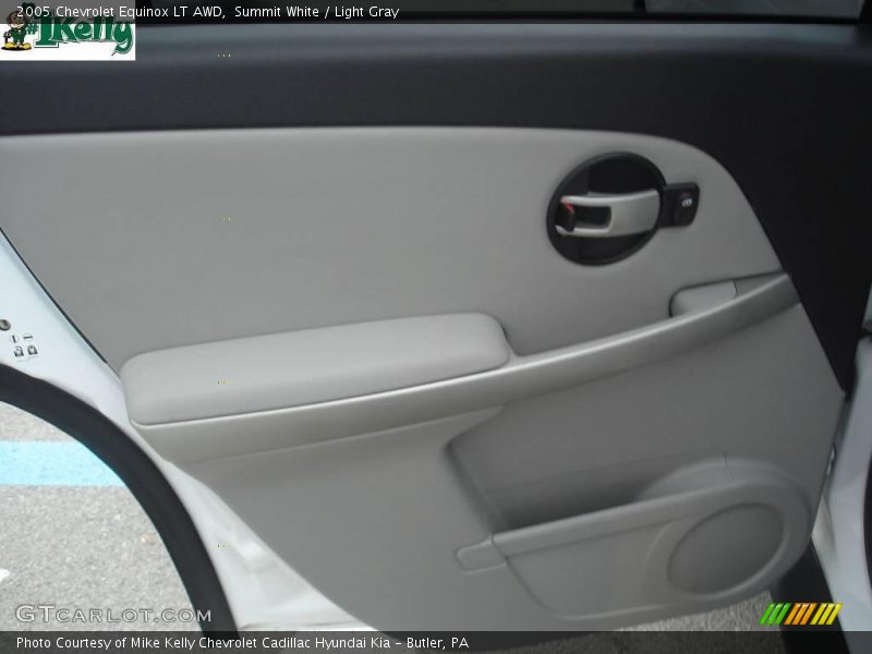 Summit White / Light Gray 2005 Chevrolet Equinox LT AWD