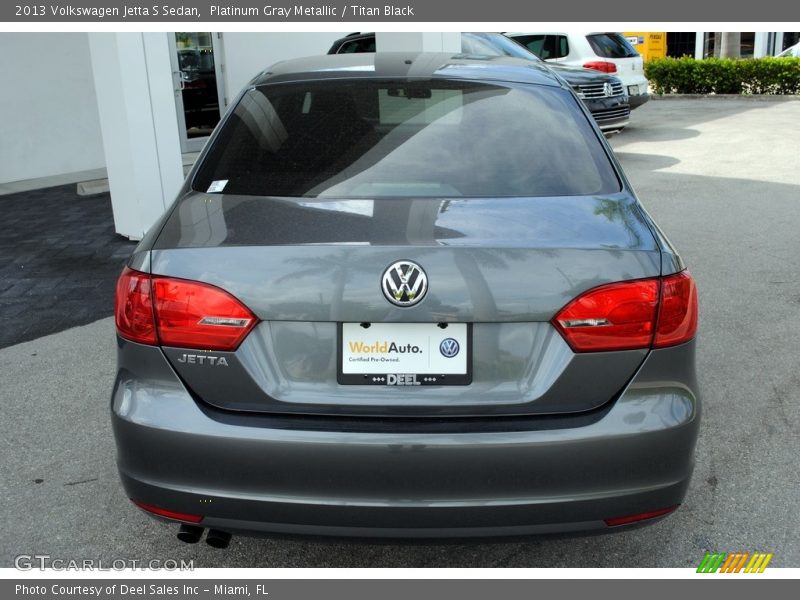 Platinum Gray Metallic / Titan Black 2013 Volkswagen Jetta S Sedan